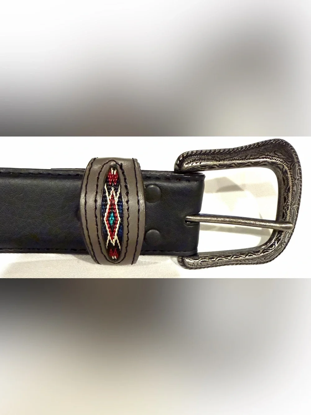 Western tooled belt, black genuine leather, size 42, adjustable